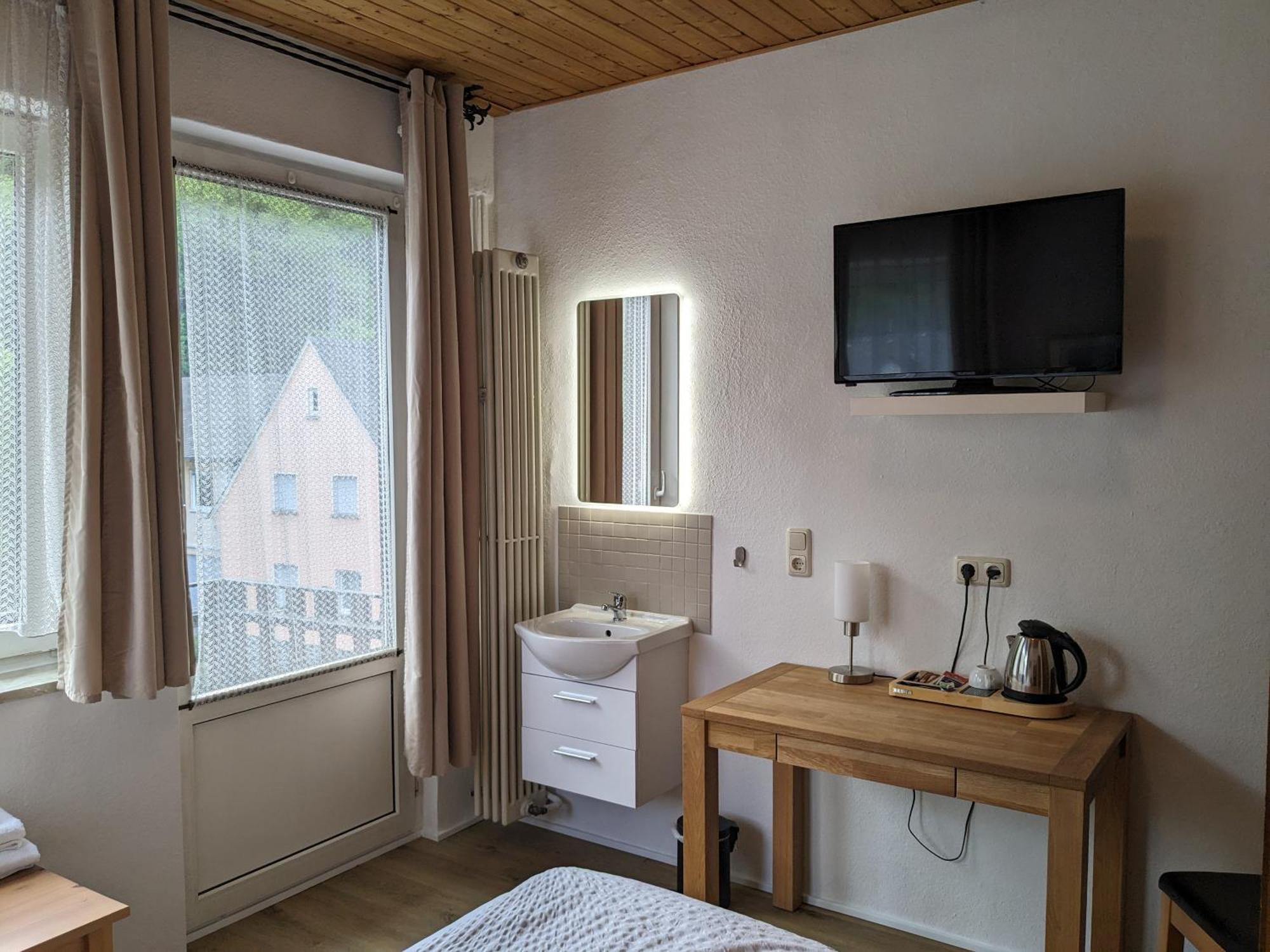 Hotel Pension Winzerhaus Bacharach Eksteriør bilde
